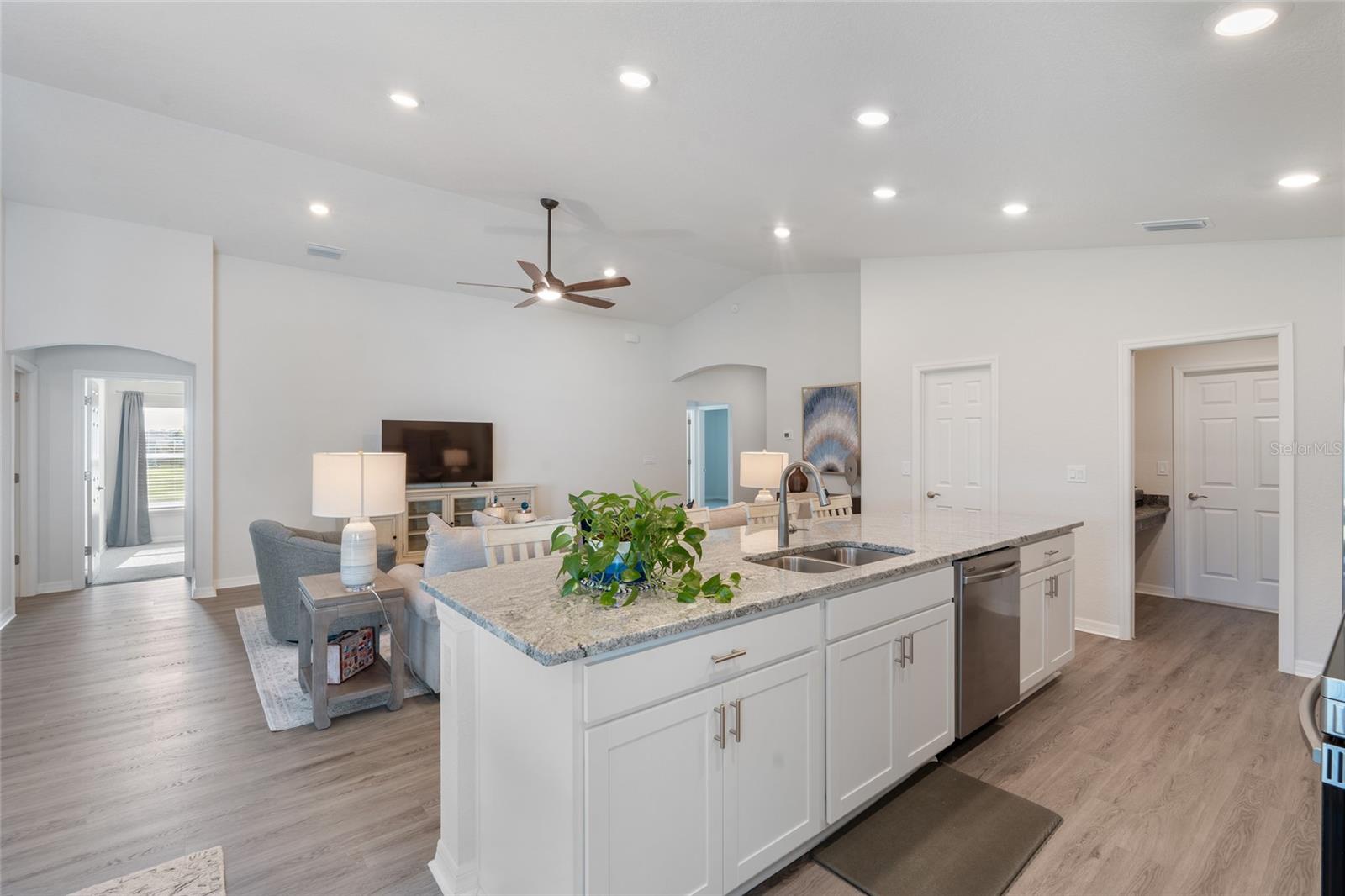 AVIARY/RUTLAND RANCH PH IIIA - Residential