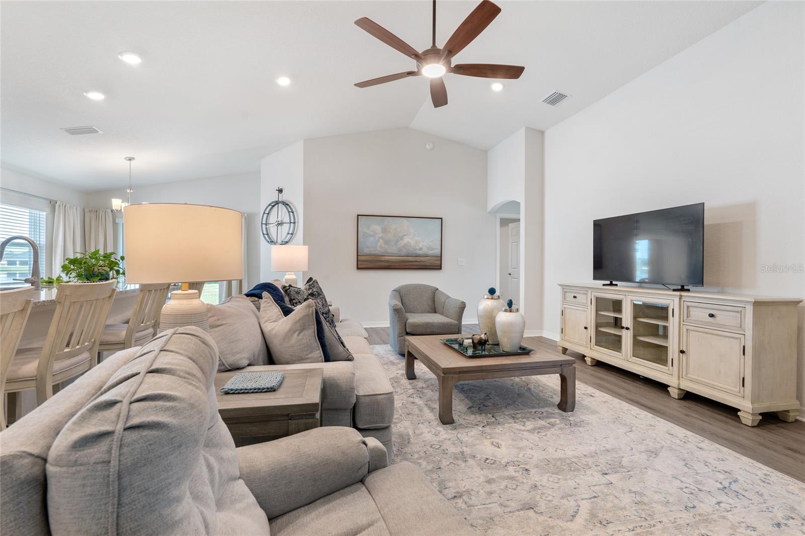 AVIARY/RUTLAND RANCH PH IIIA - Residential