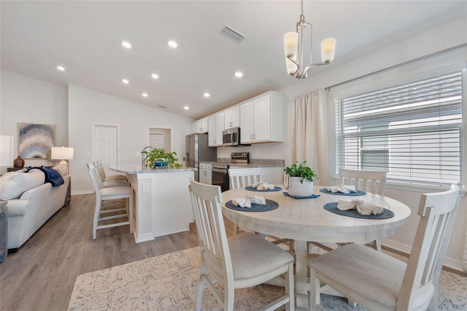 AVIARY/RUTLAND RANCH PH IIIA - Residential