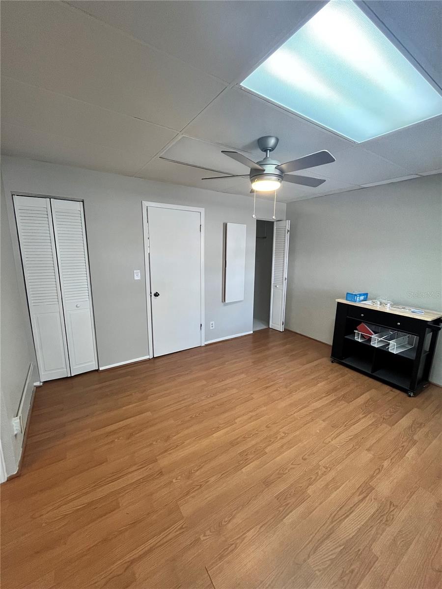 SHANGRI-LA APT PARK - Residential