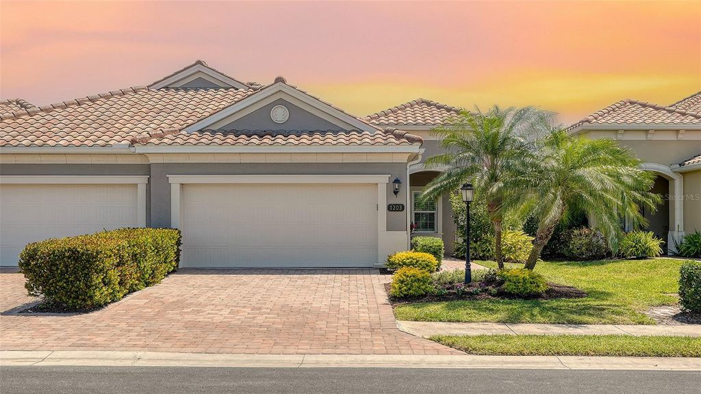 Photo of 1203 Calle Grand Street, Bradenton, FL 34209 (MLS # A4649925)