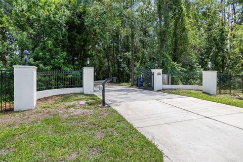 6800 Wisteria Loop, Land O Lakes, FL 34638