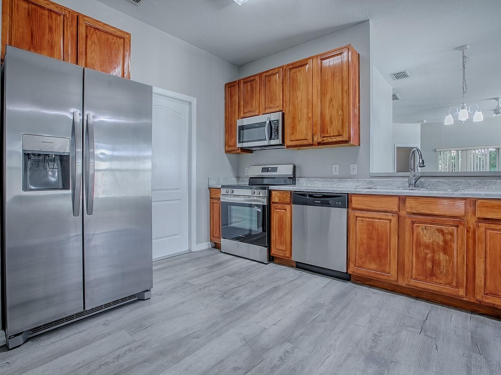 TAVARES PINES AT LAKE SAUNDERS PH 02 - Residential