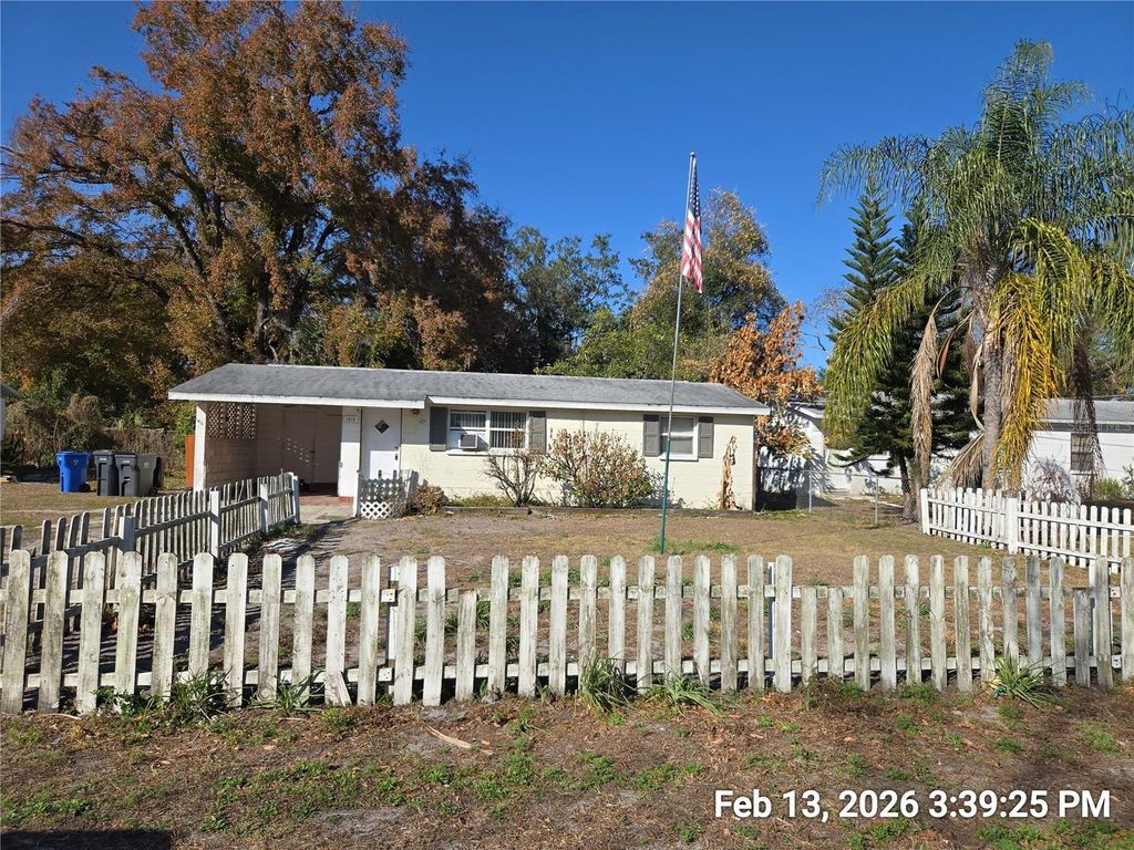 Photo of 1414 Maluhia Drive, Tampa, FL 33612 (MLS # TB8476817)