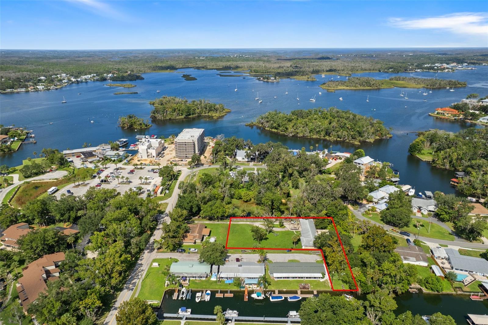 149 & 151 SE PARADISE POINT ROAD