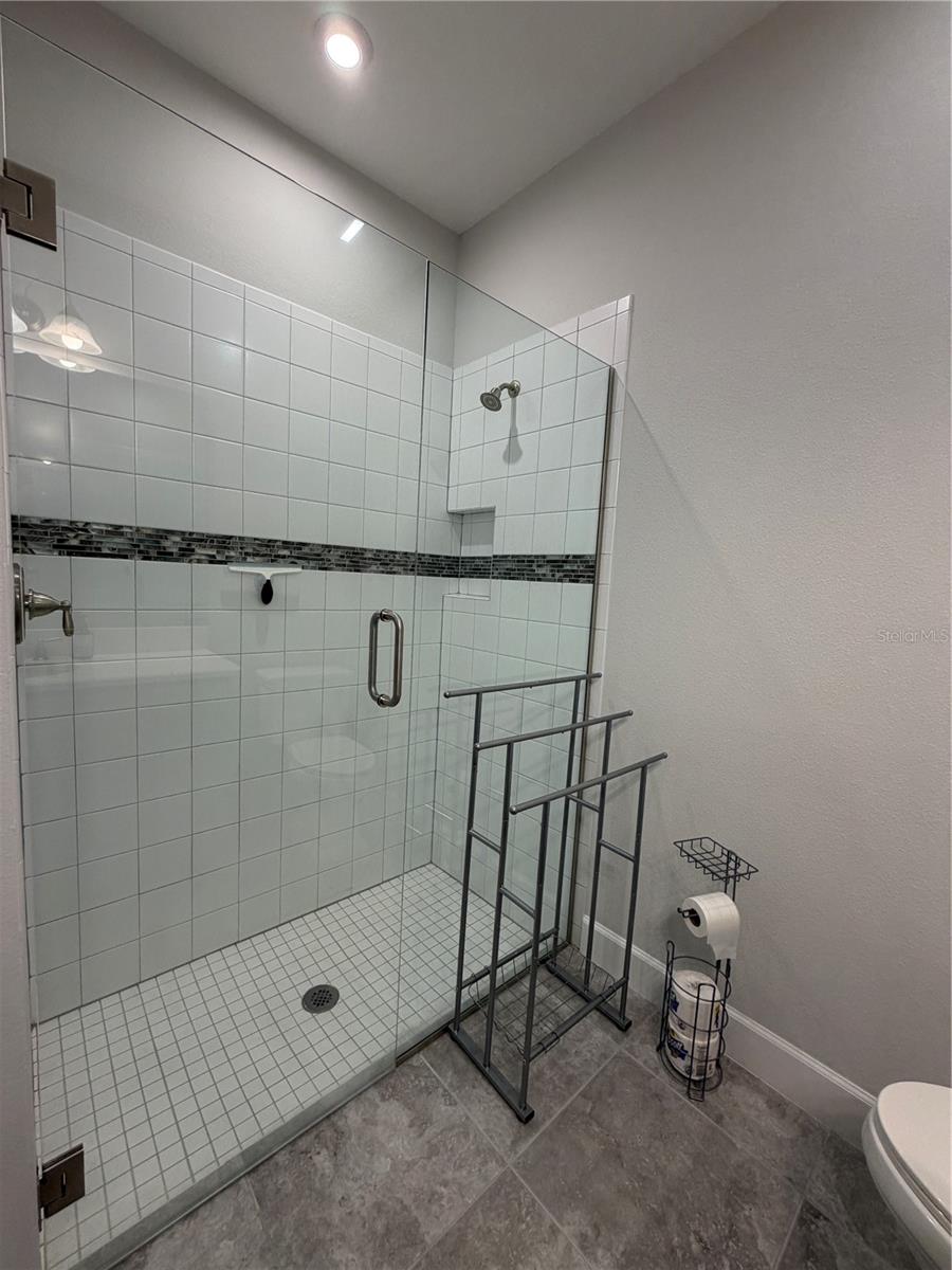 ARTISAN LAKES ESPLANADE PH V SUBPH A1 A2 - Residential Lease