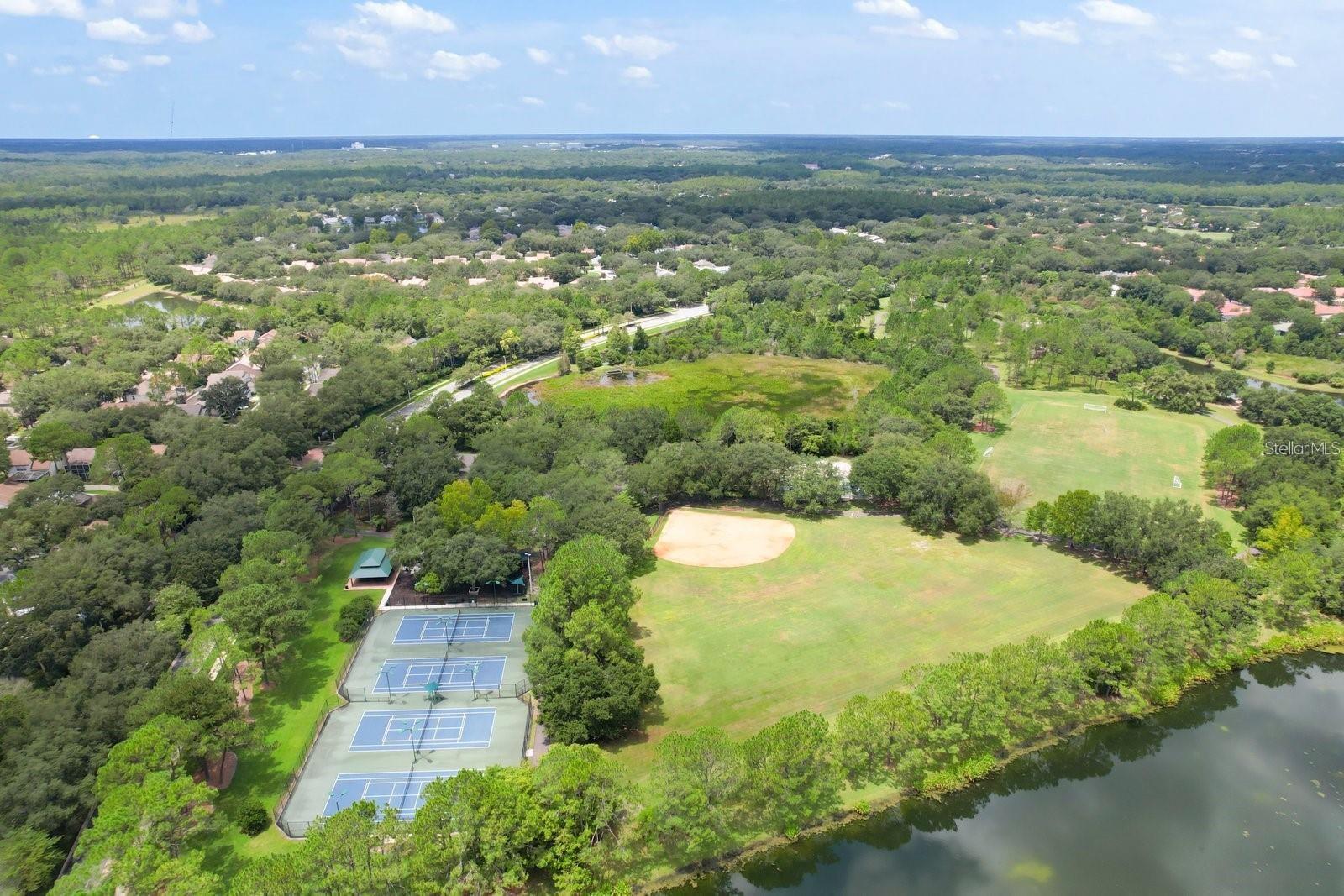 HUNTERS GREEN PH 1B 02 - Residential Lease
