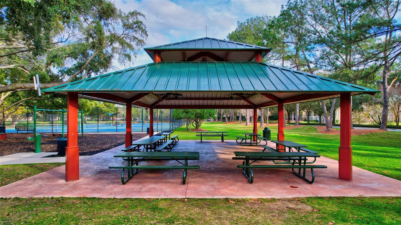 HUNTERS GREEN PH 1B 02 - Residential Lease