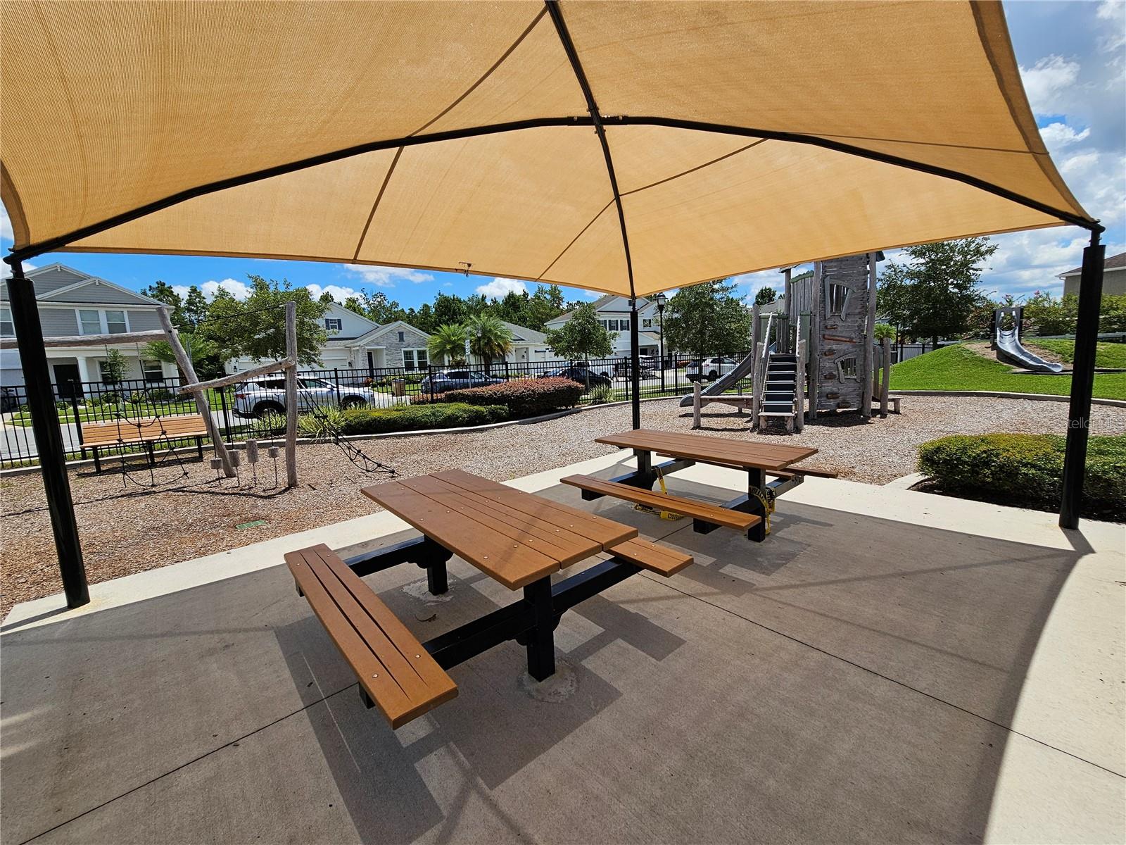 STOREY LAKE PH I-2 - Residential Lease