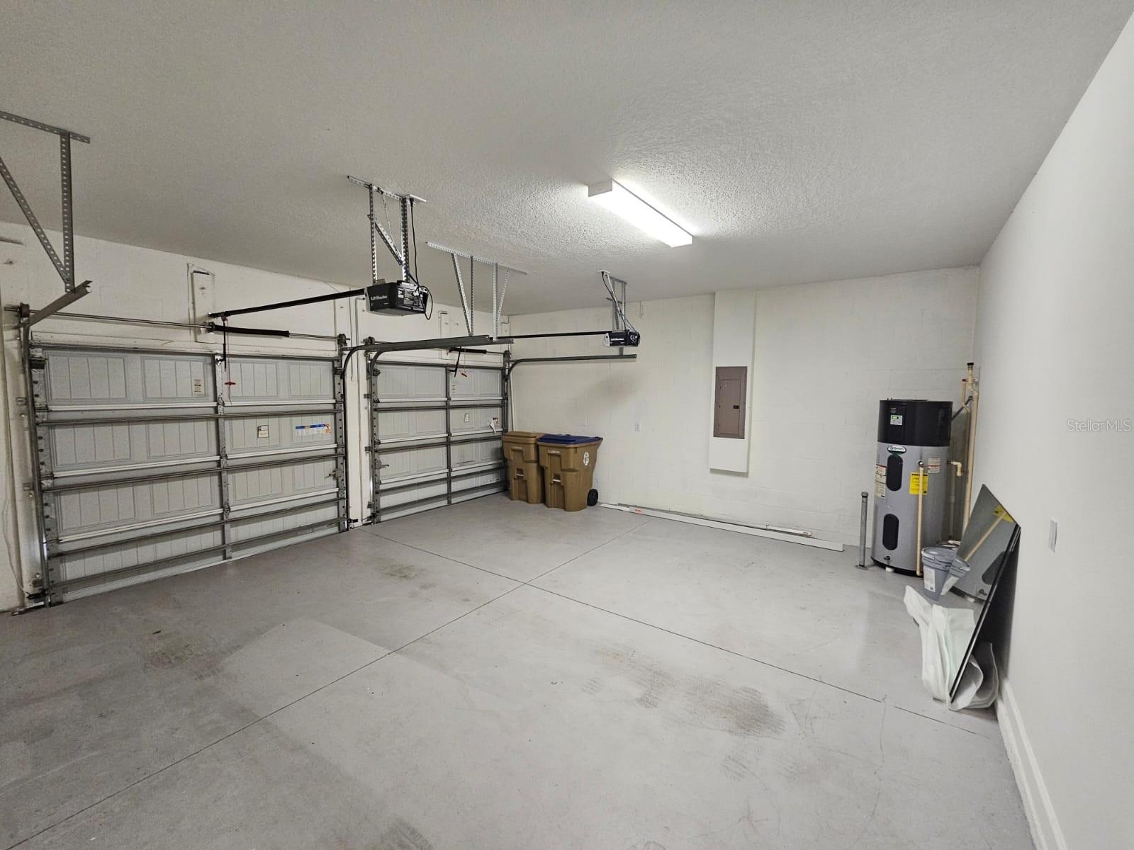 STOREY LAKE PH I-2 - Residential Lease