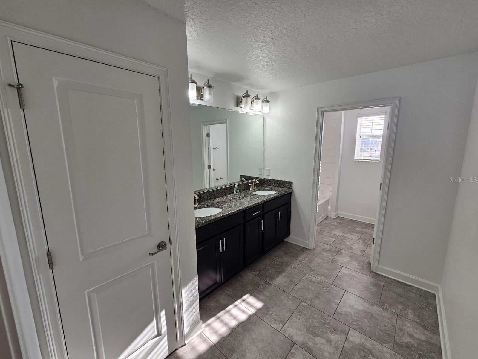 STOREY LAKE PH I-2 - Residential Lease