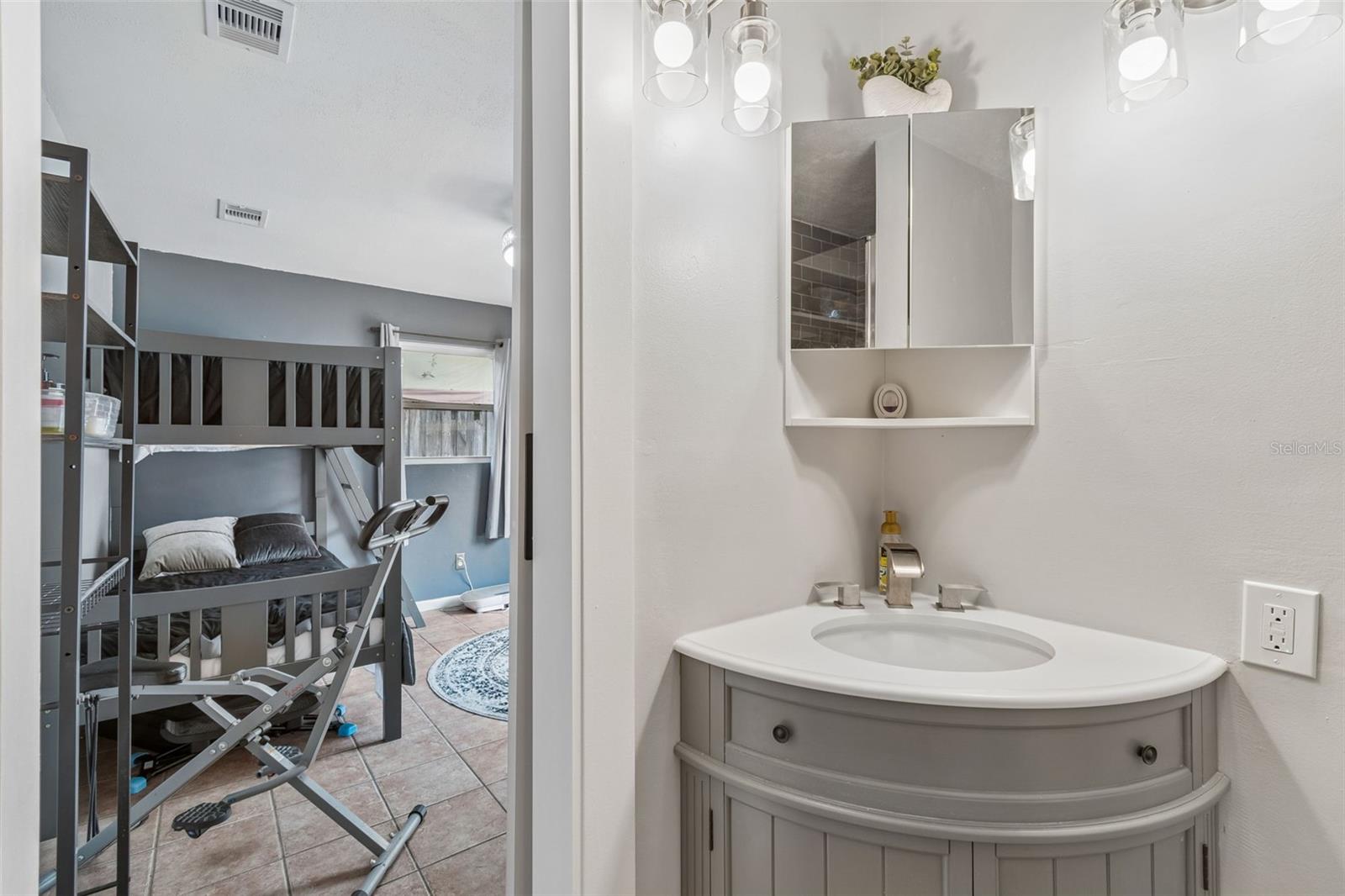 HIGHLAND PINES 5TH ADD - Residential