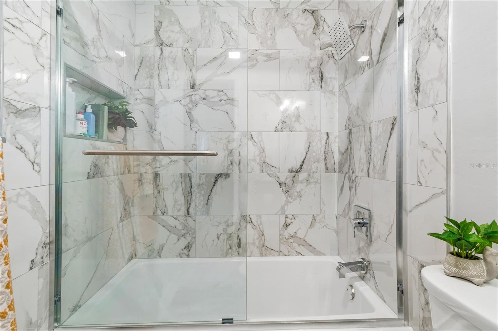 HIGHLAND PINES 5TH ADD - Residential