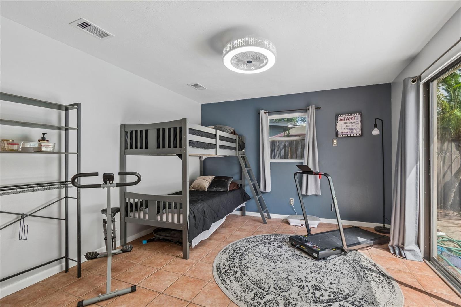 HIGHLAND PINES 5TH ADD - Residential