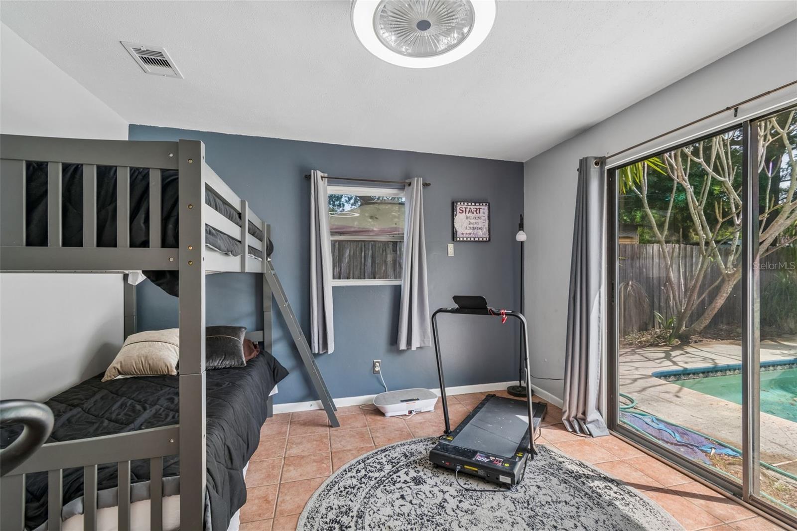 HIGHLAND PINES 5TH ADD - Residential