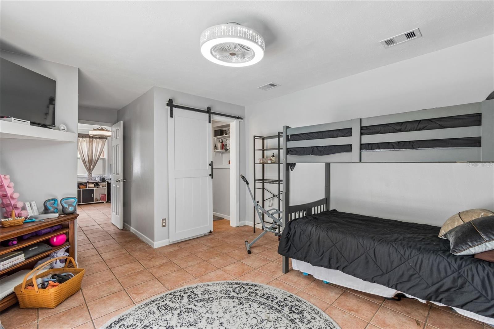 HIGHLAND PINES 5TH ADD - Residential