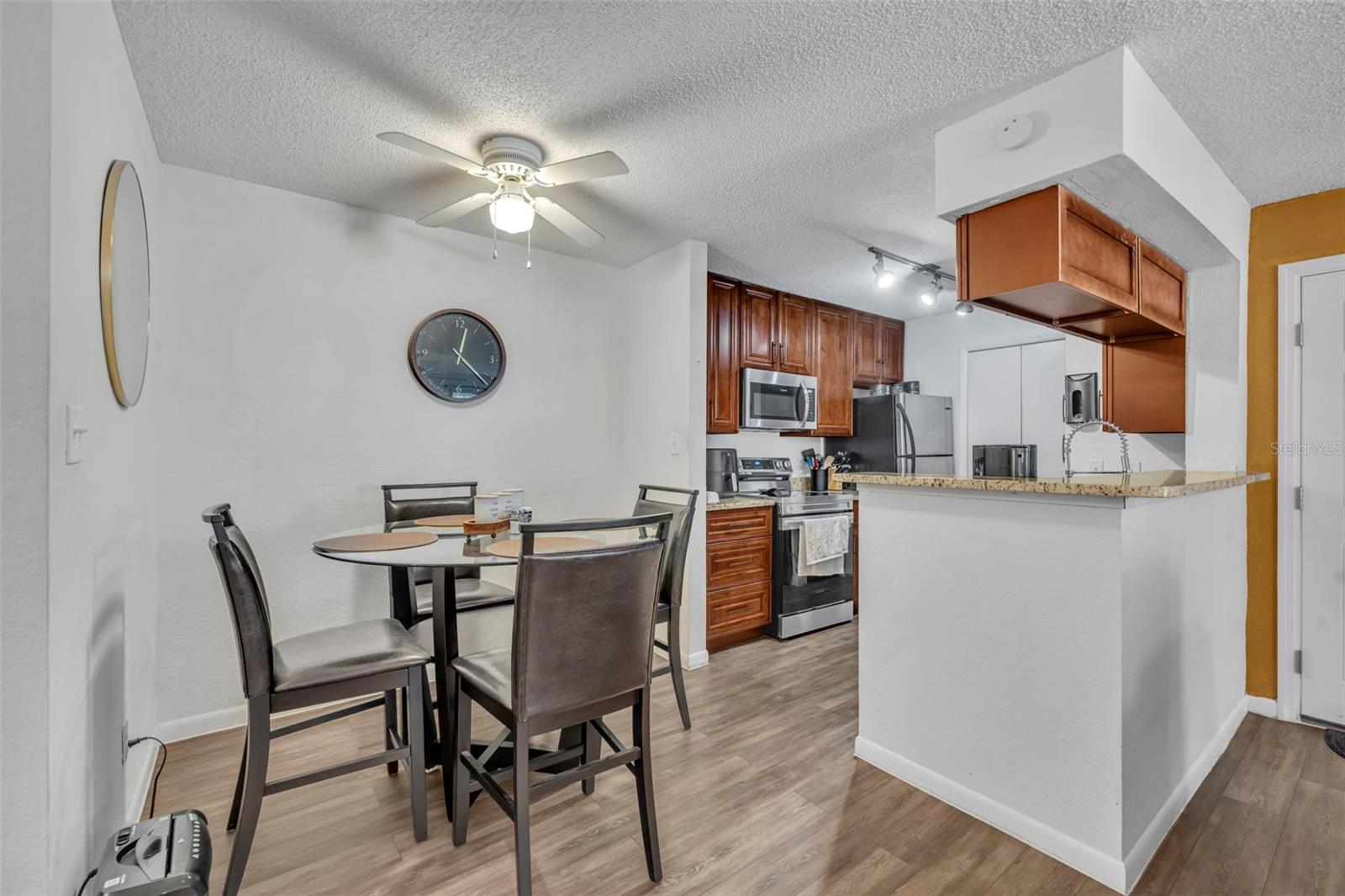 REGENCY GARDENS - Residential