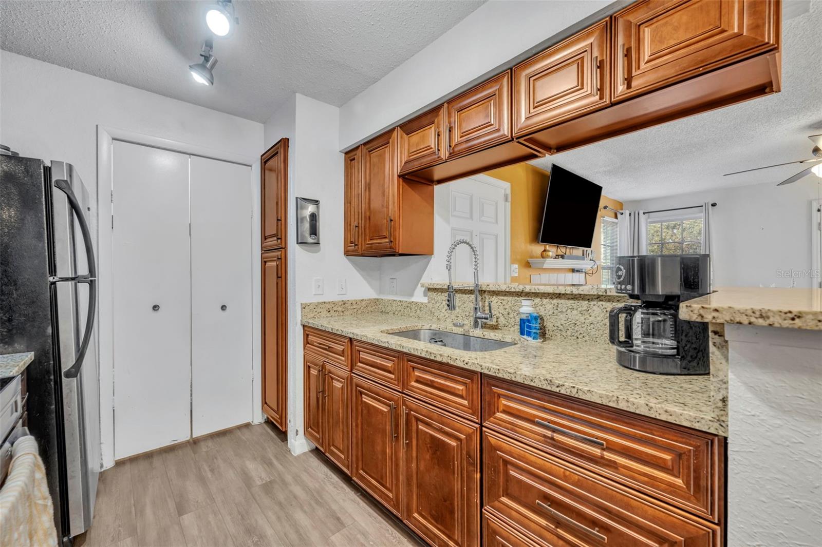 REGENCY GARDENS - Residential