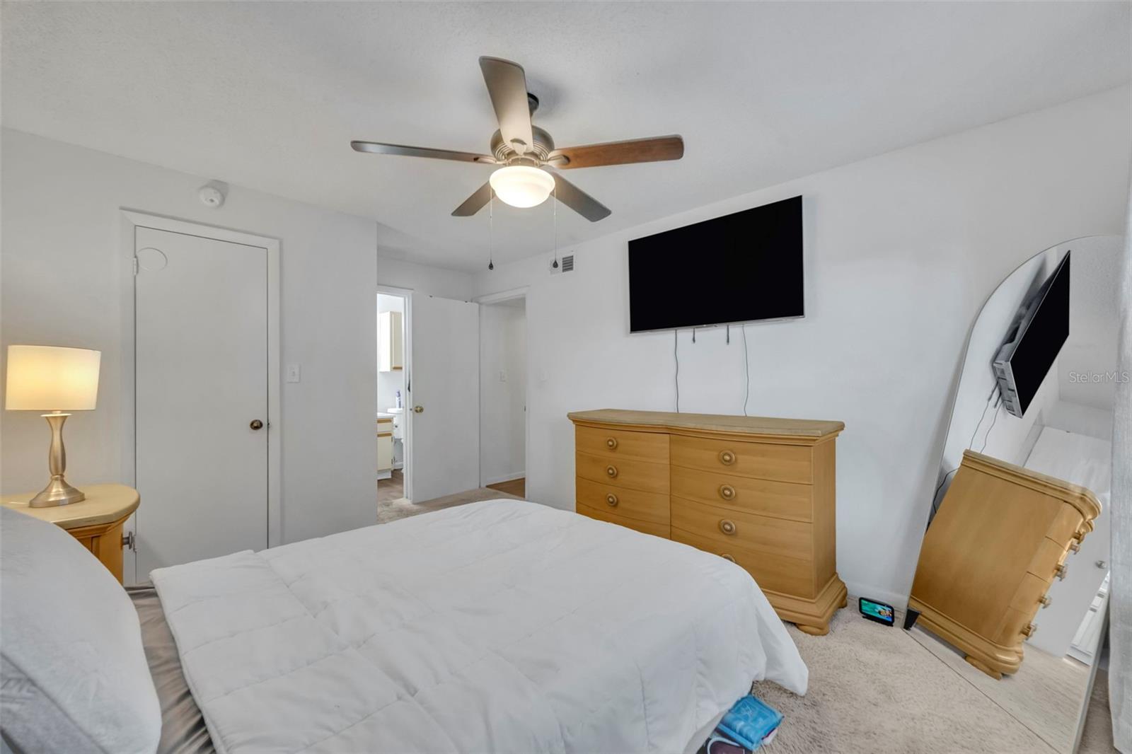 REGENCY GARDENS - Residential