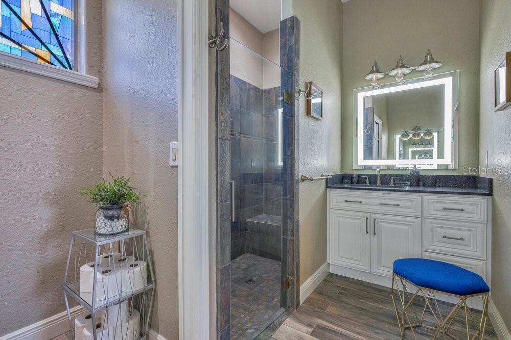 PALISADES PH 01 - Residential Lease