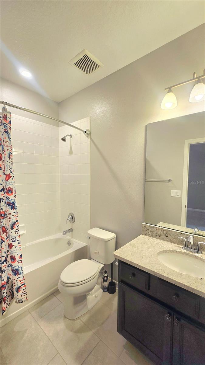 TOWNS/AVALON RDG - Residential Lease