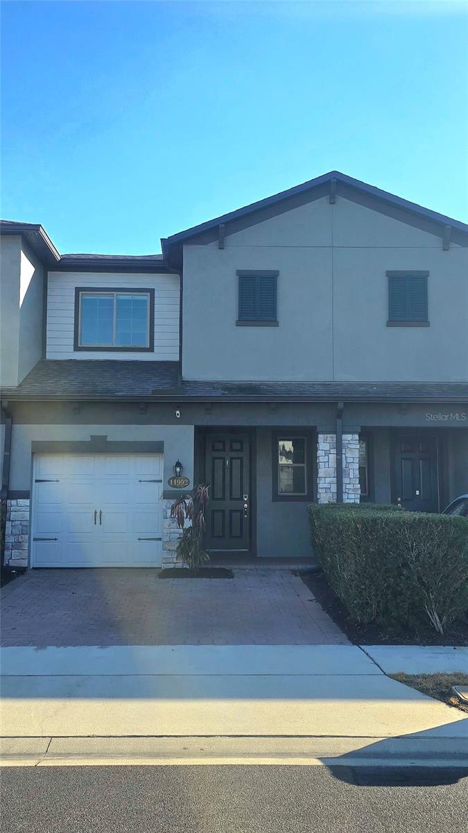 TOWNS/AVALON RDG - Residential Lease