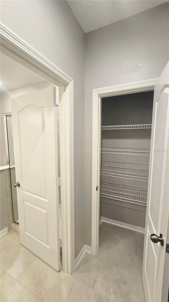 TOWNS/AVALON RDG - Residential Lease