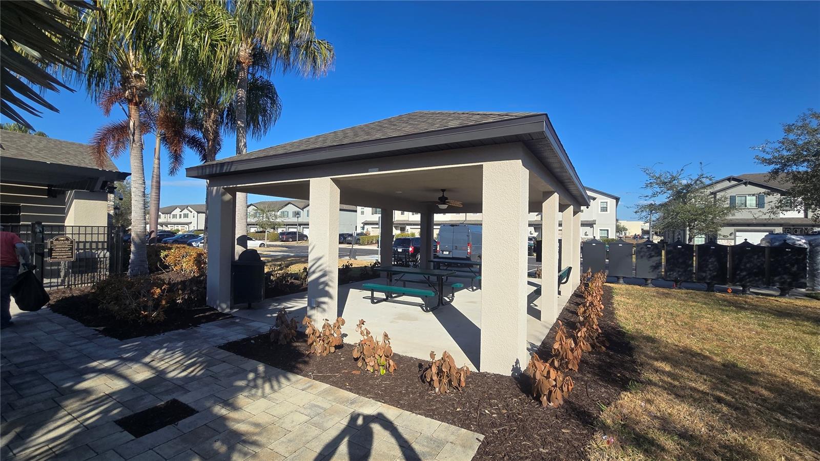 TOWNS/AVALON RDG - Residential Lease