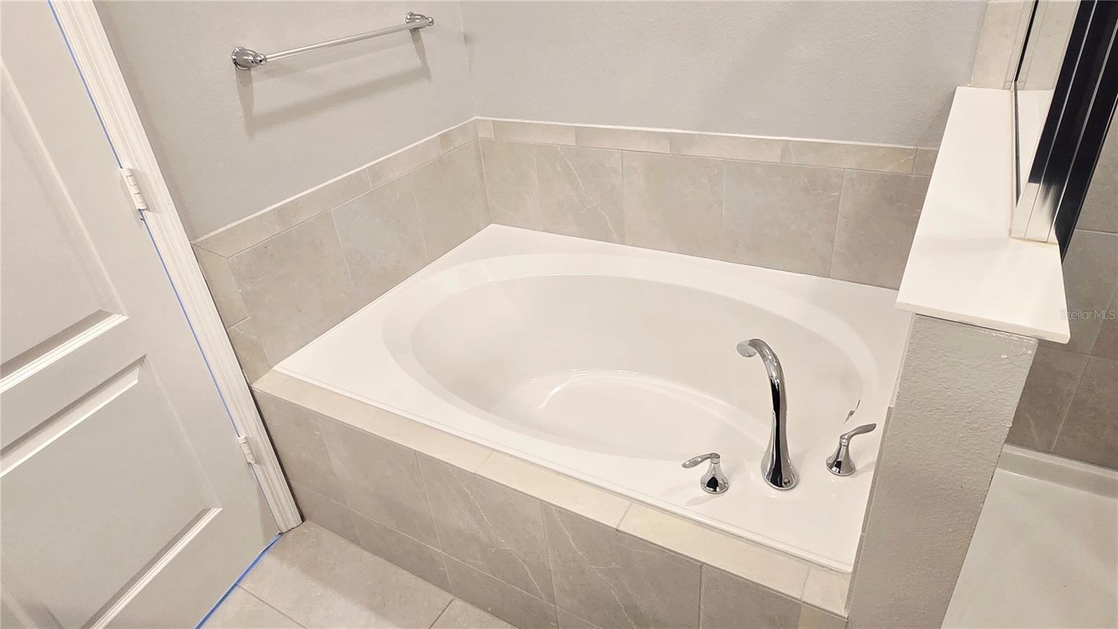 TOWNS/AVALON RDG - Residential Lease