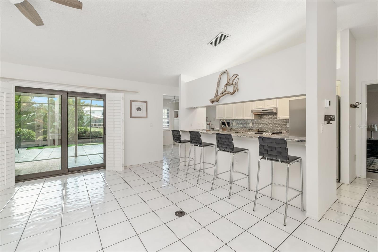 COUNTRY OAKS PH I - Residential Lease