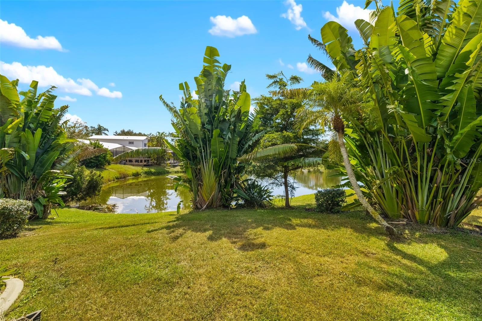 COUNTRY OAKS PH I - Residential Lease