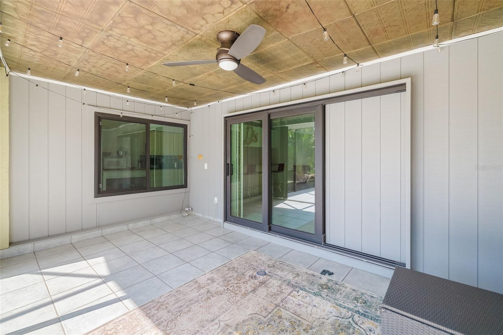 COUNTRY OAKS PH I - Residential Lease