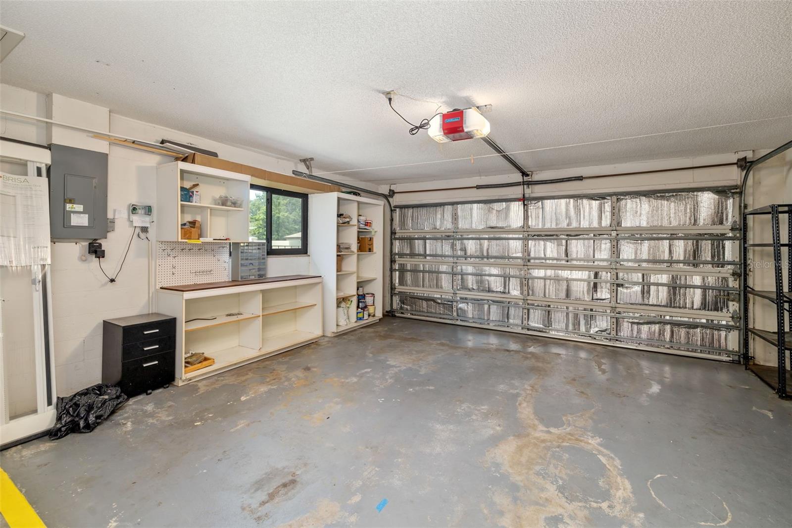 COUNTRY OAKS PH I - Residential Lease