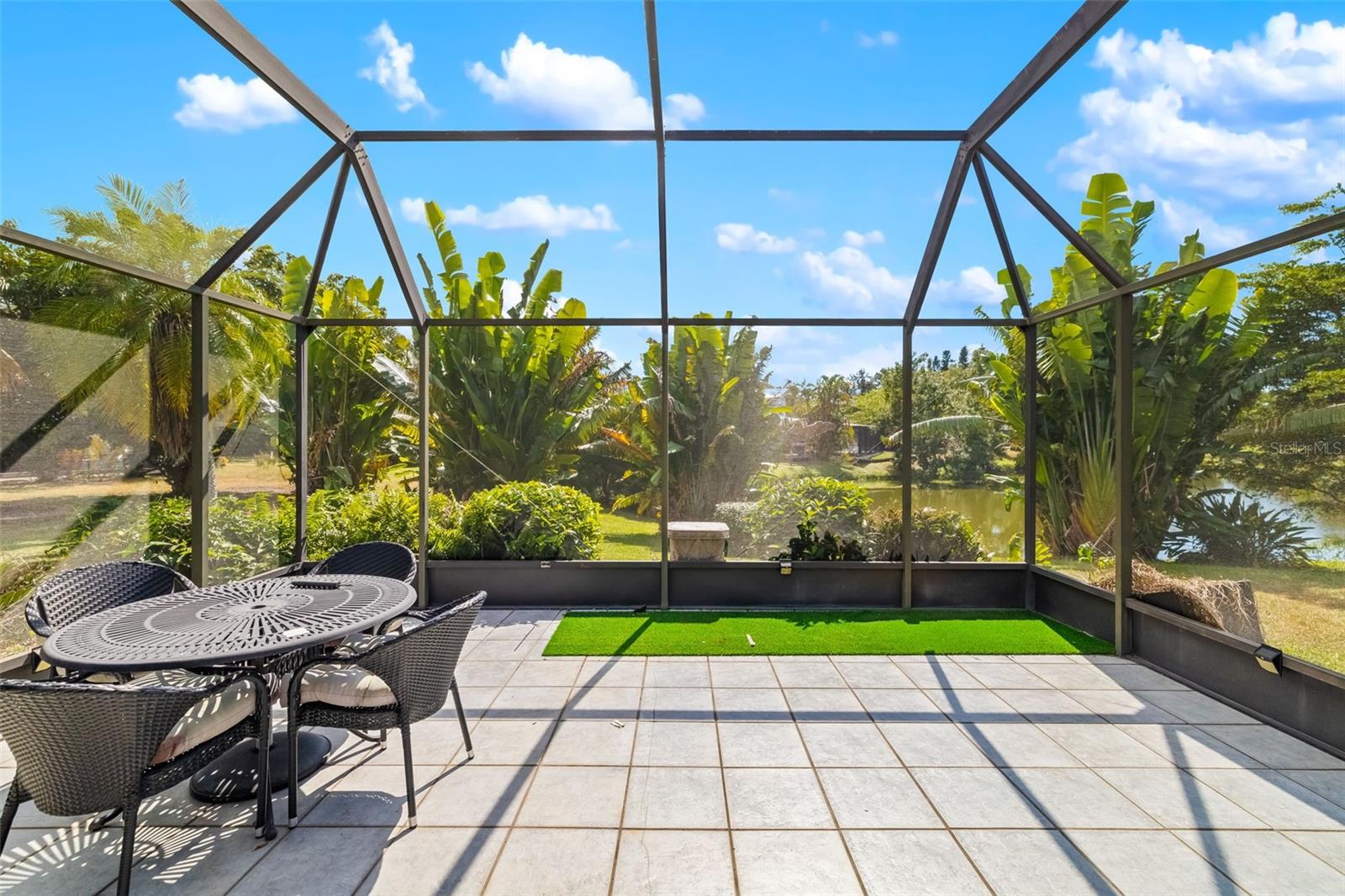 COUNTRY OAKS PH I - Residential Lease