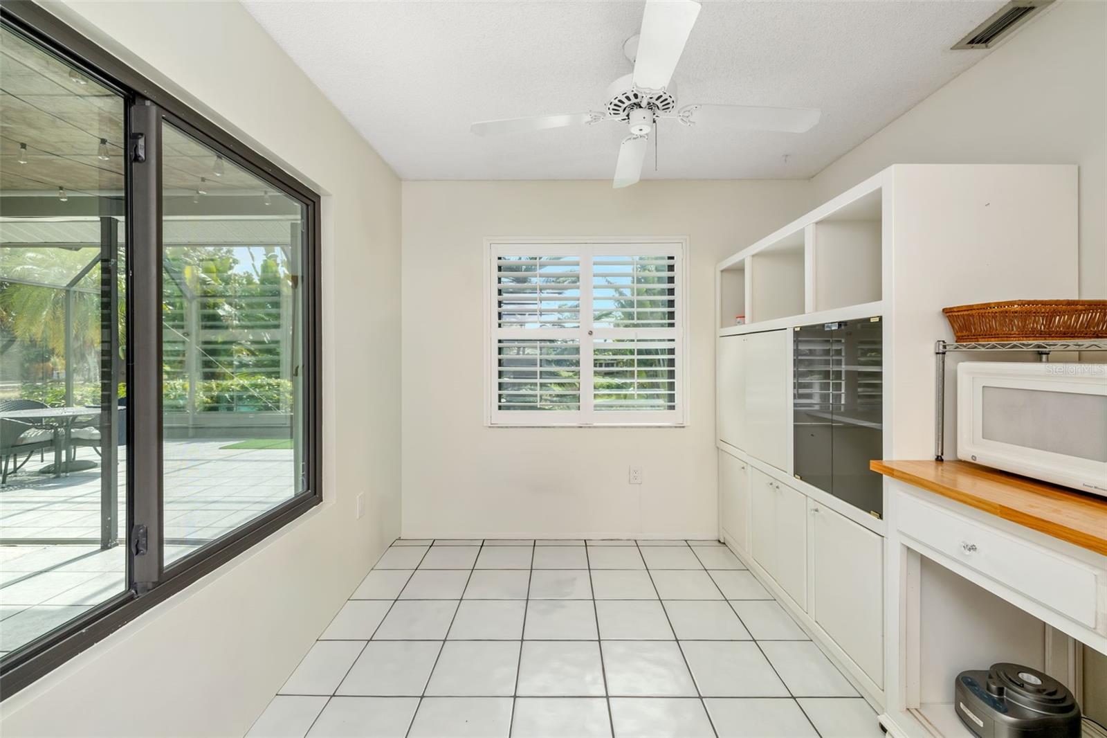 COUNTRY OAKS PH I - Residential Lease