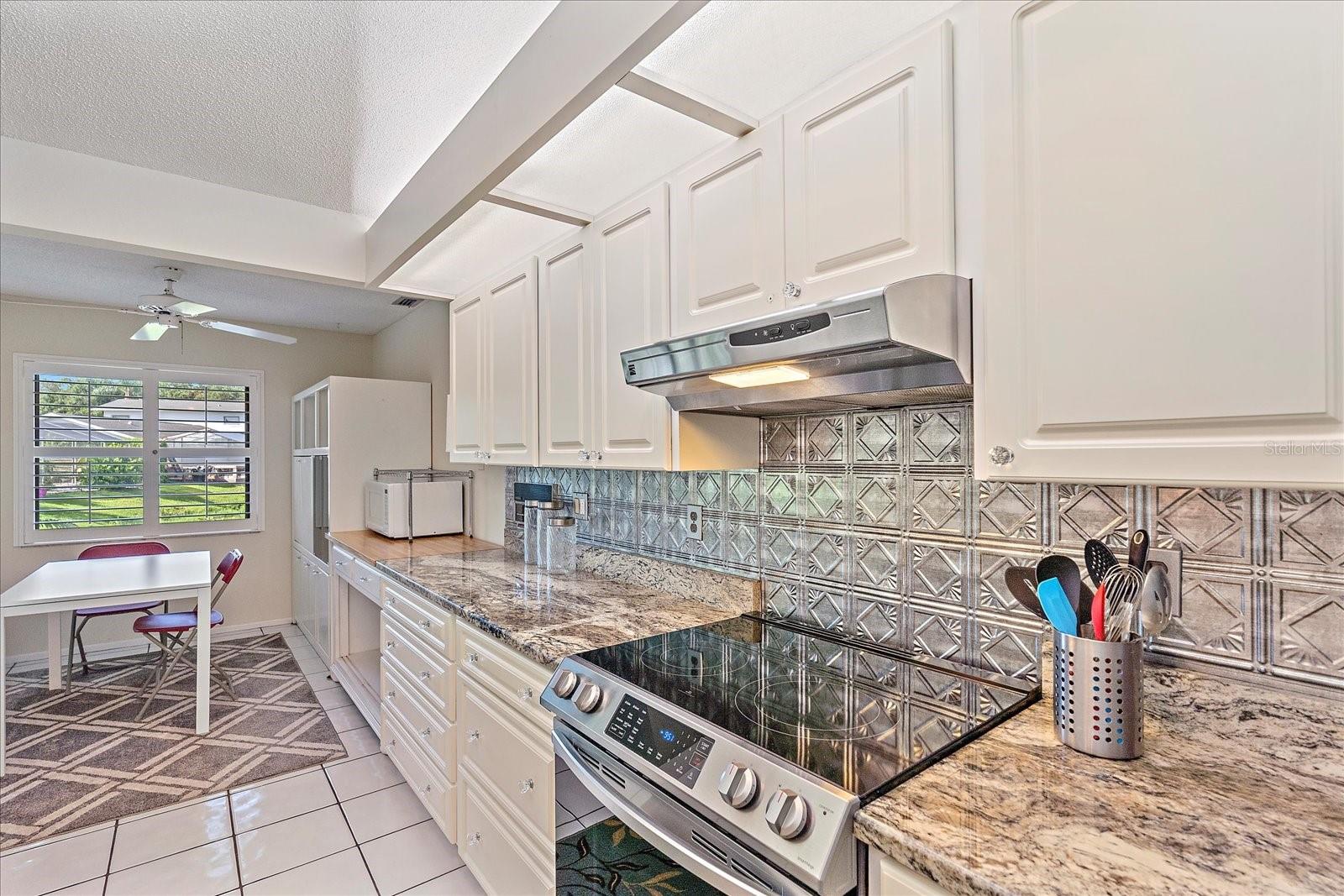 COUNTRY OAKS PH I - Residential Lease
