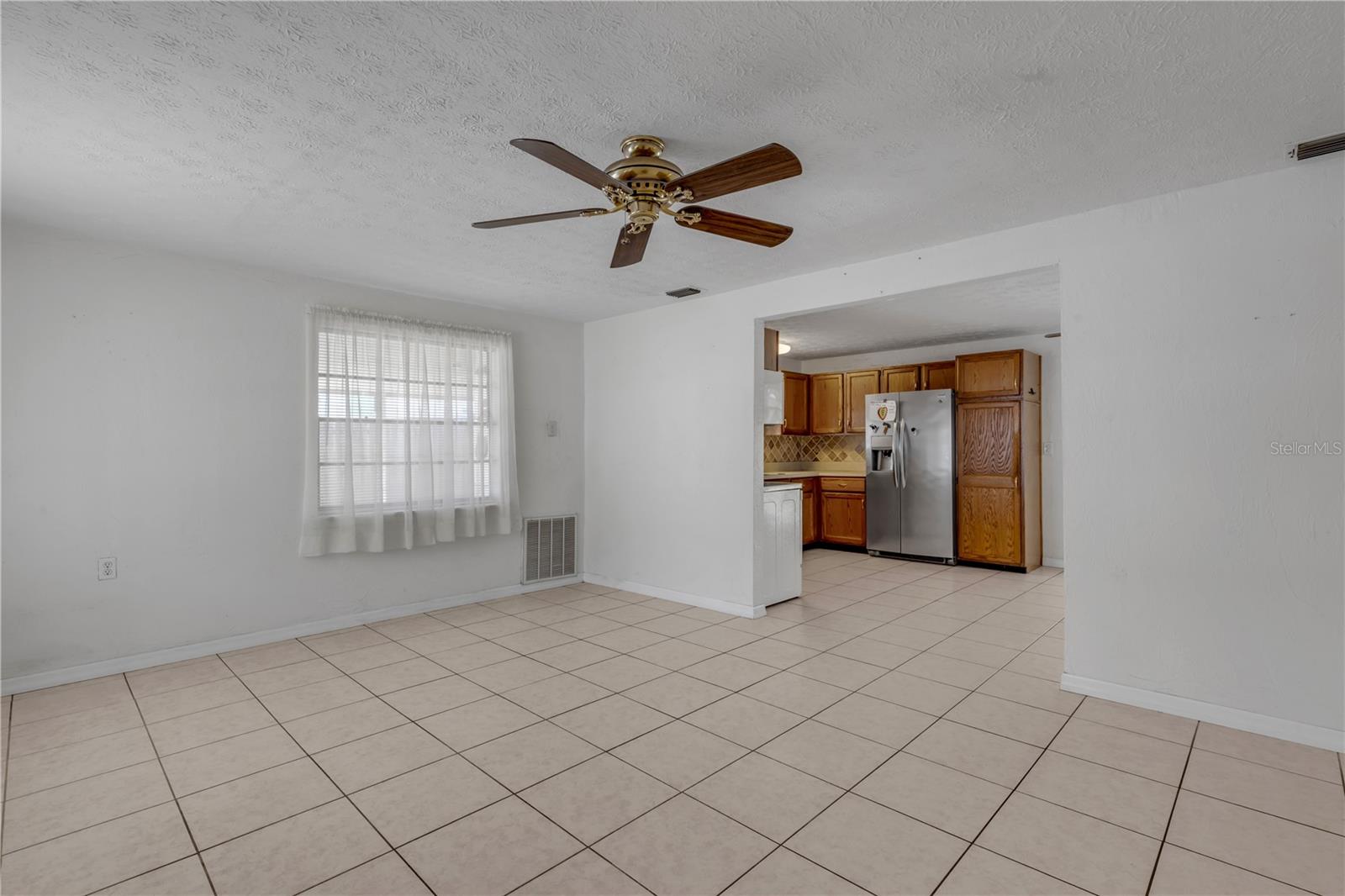 FULLER & SETTLE ALVAREZ GRANT - Residential