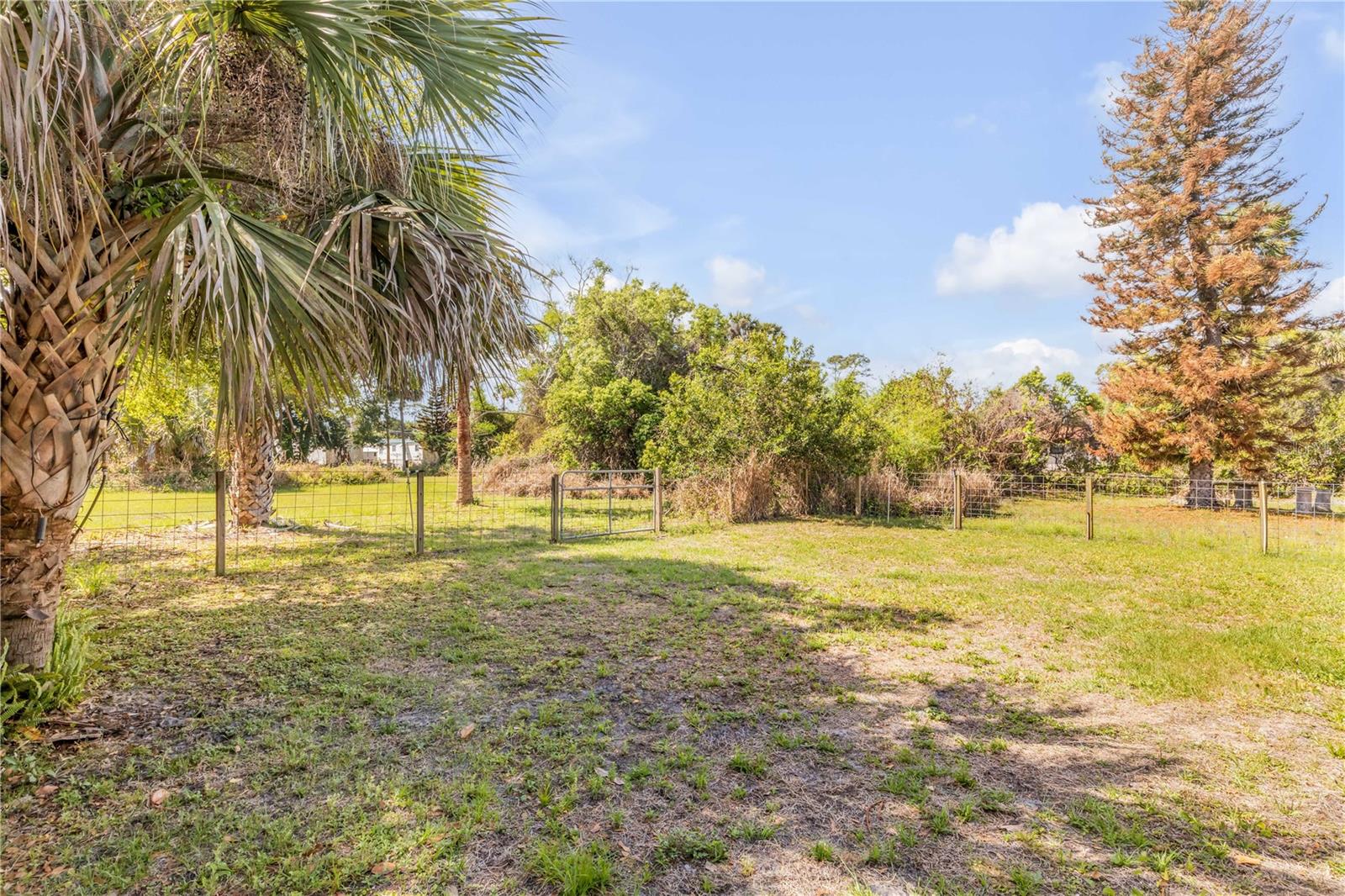 FULLER & SETTLE ALVAREZ GRANT - Residential