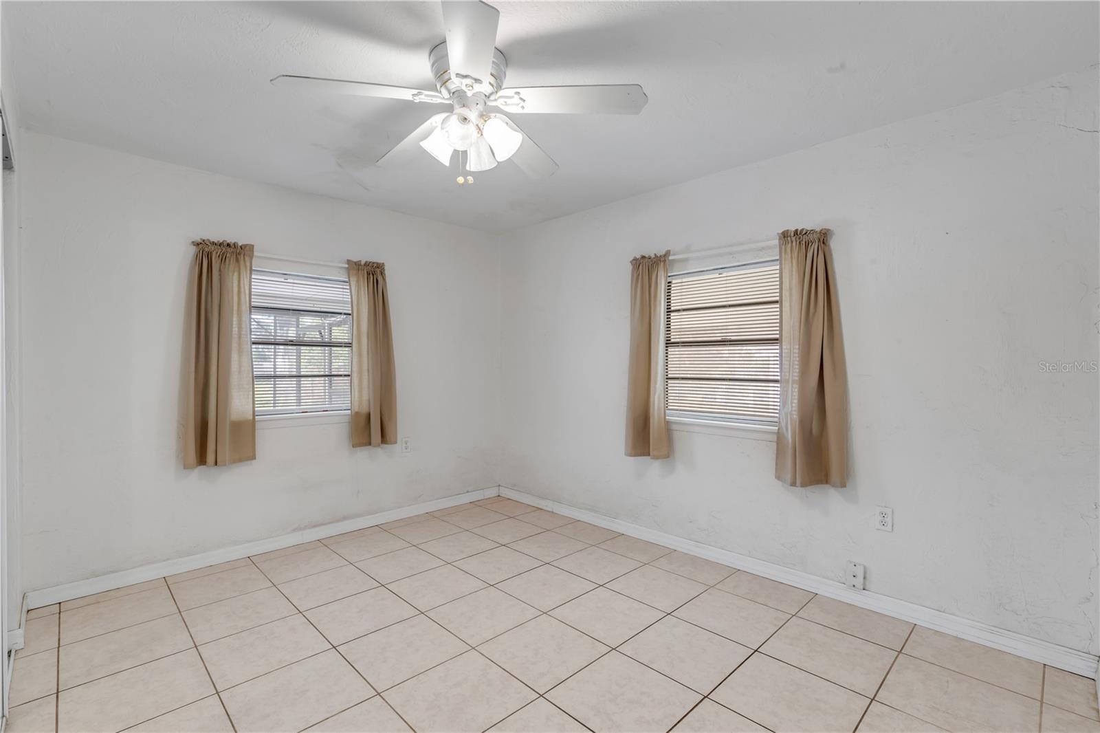 FULLER & SETTLE ALVAREZ GRANT - Residential