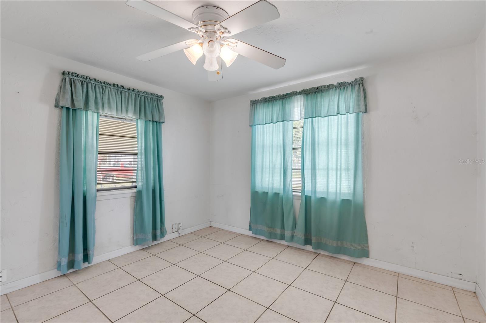 FULLER & SETTLE ALVAREZ GRANT - Residential