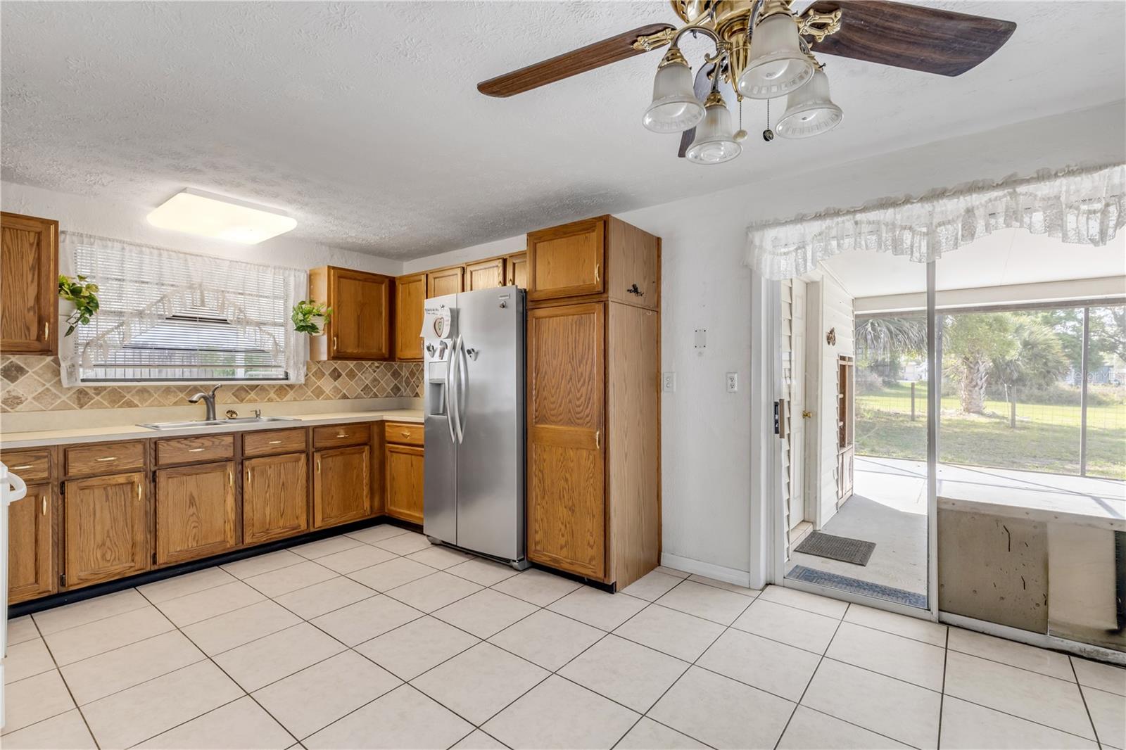 FULLER & SETTLE ALVAREZ GRANT - Residential