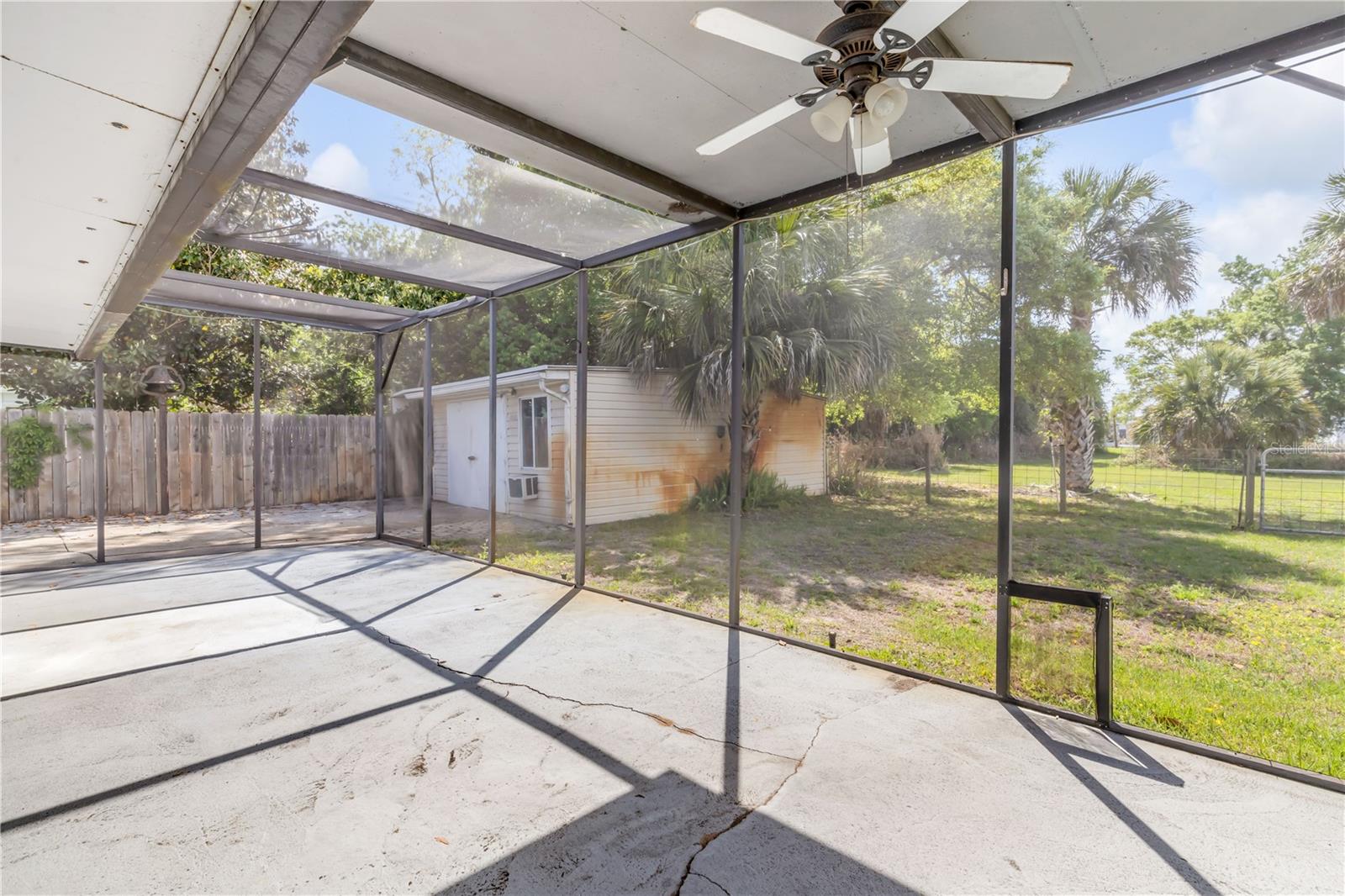 FULLER & SETTLE ALVAREZ GRANT - Residential