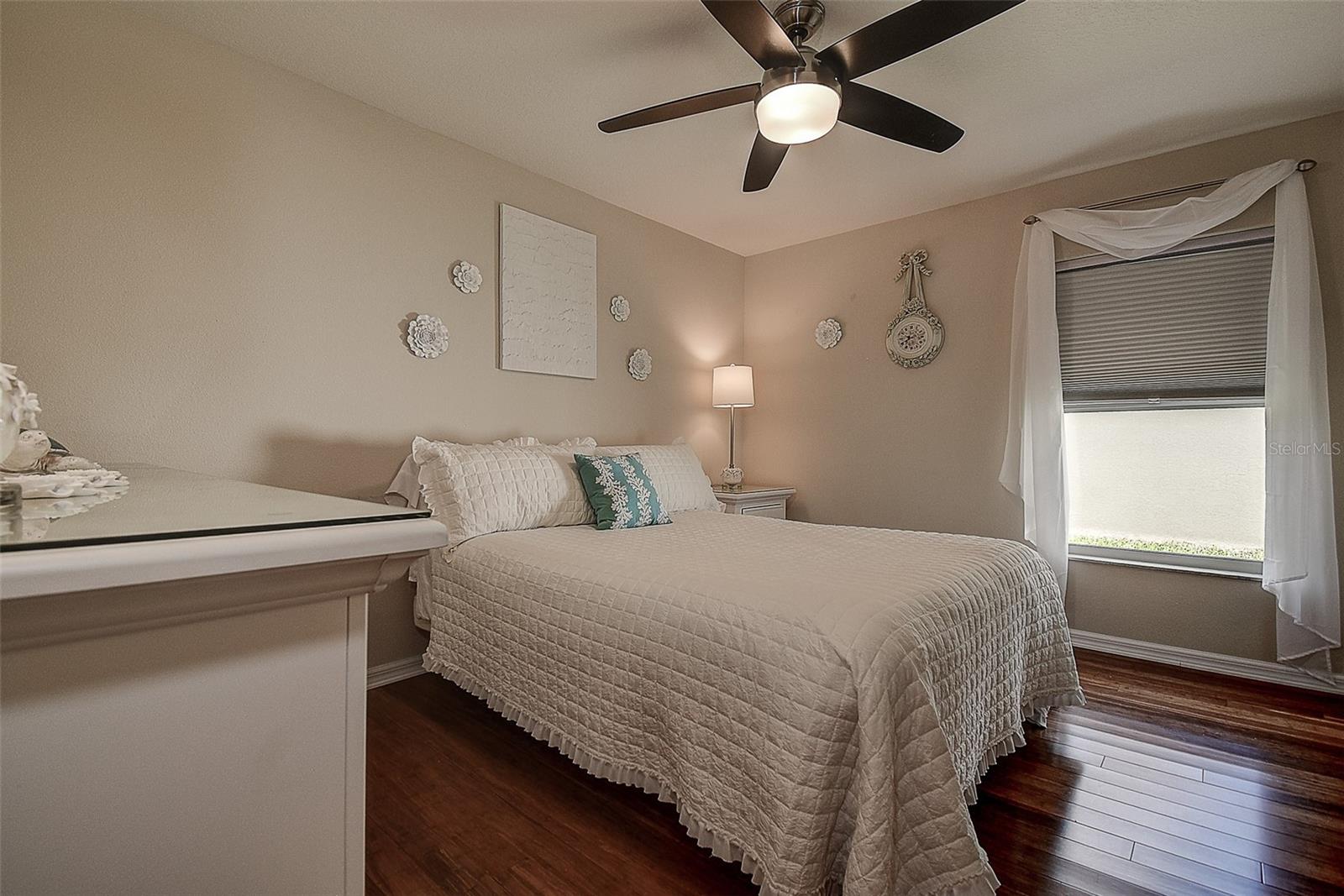 BRIAR OAKS VILLAGE 01 - Residential