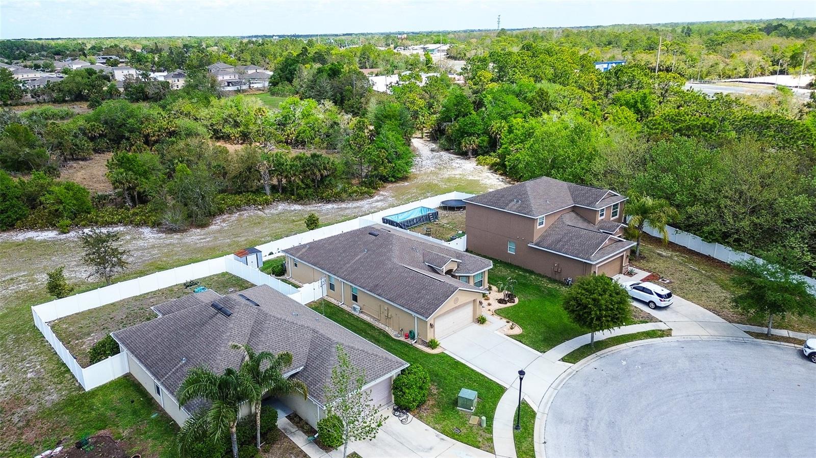 BRIAR OAKS VILLAGE 01 - Residential