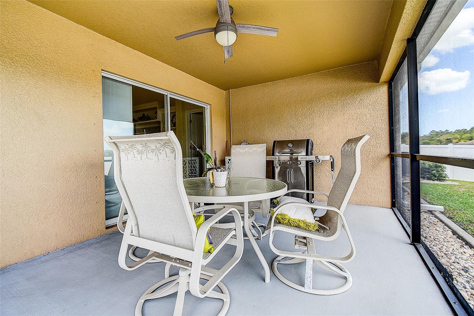 BRIAR OAKS VILLAGE 01 - Residential