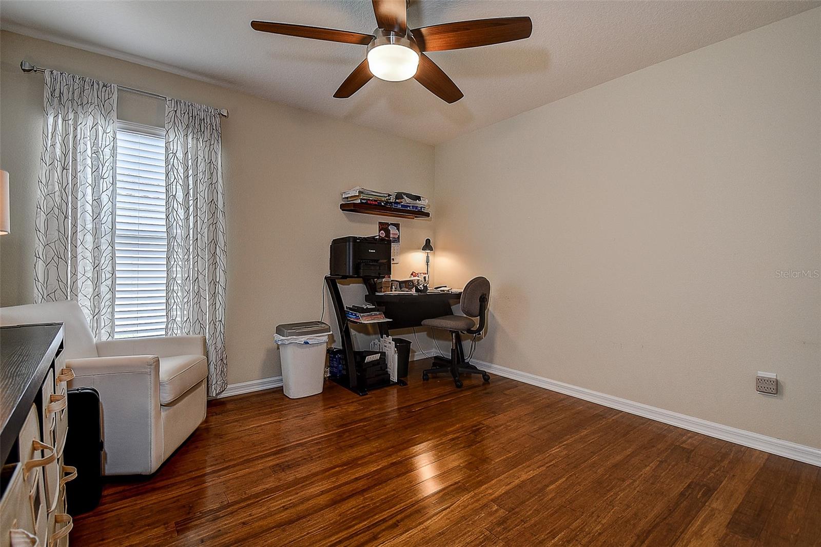 BRIAR OAKS VILLAGE 01 - Residential