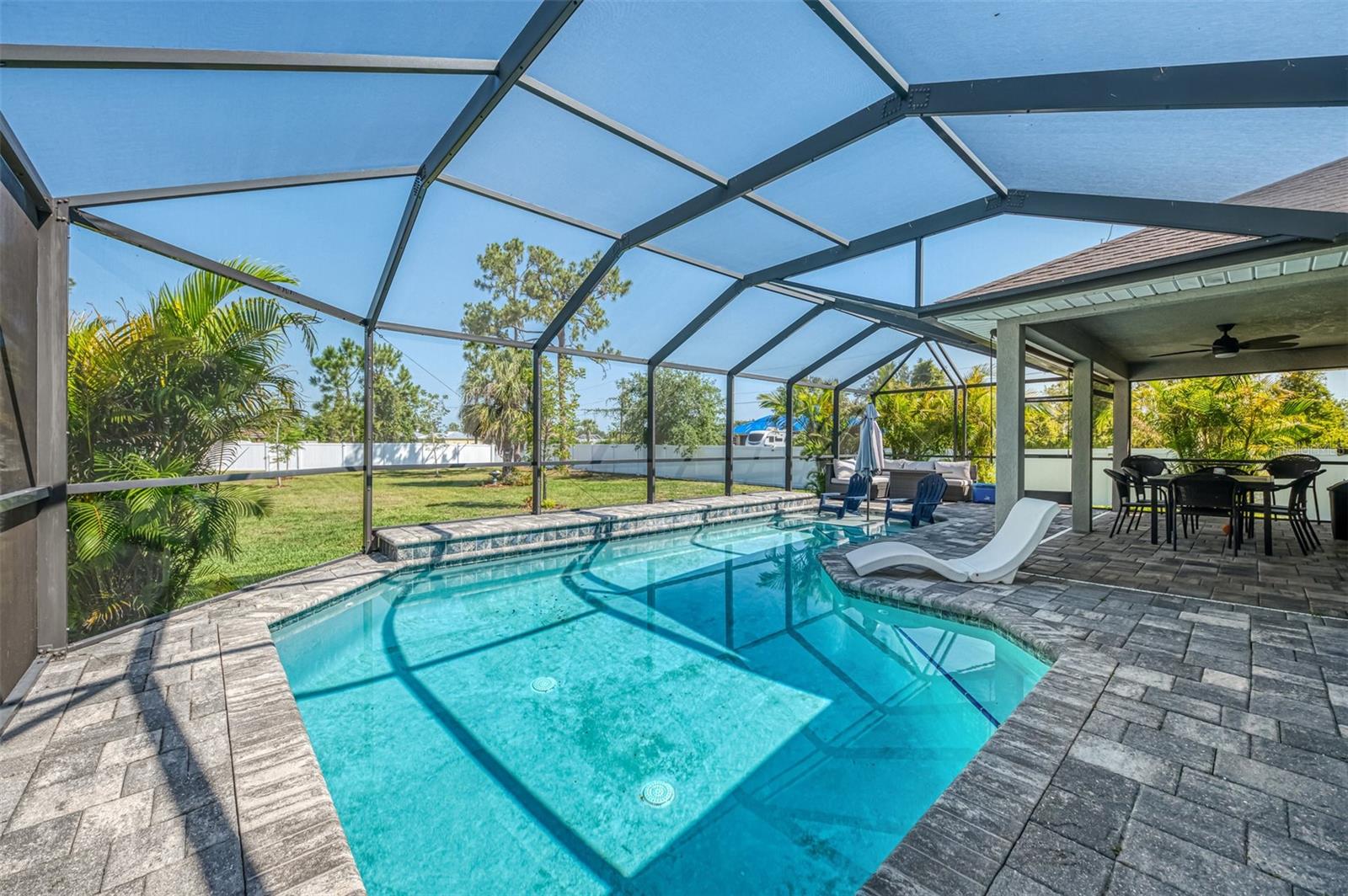1321 CALGARY ROAD