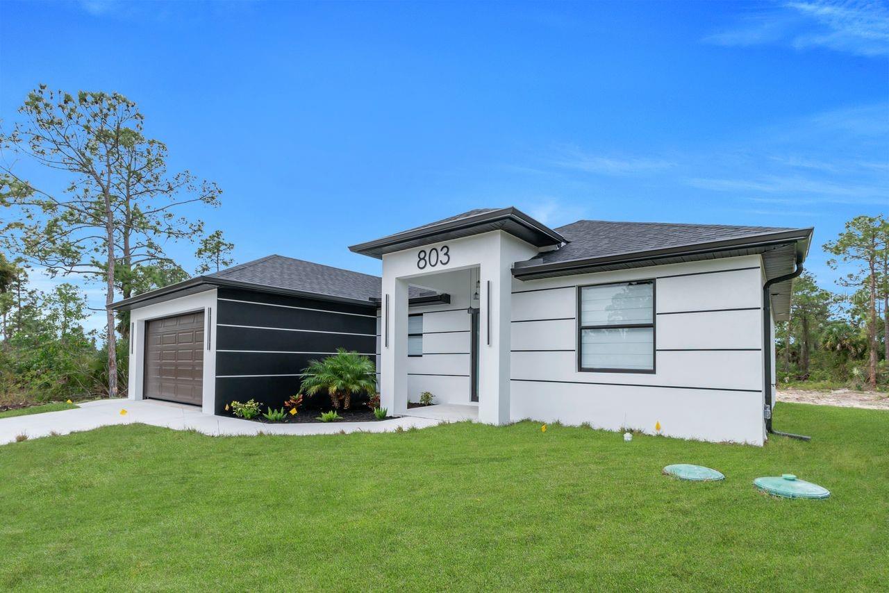 LEHIGH ACRES - Residential