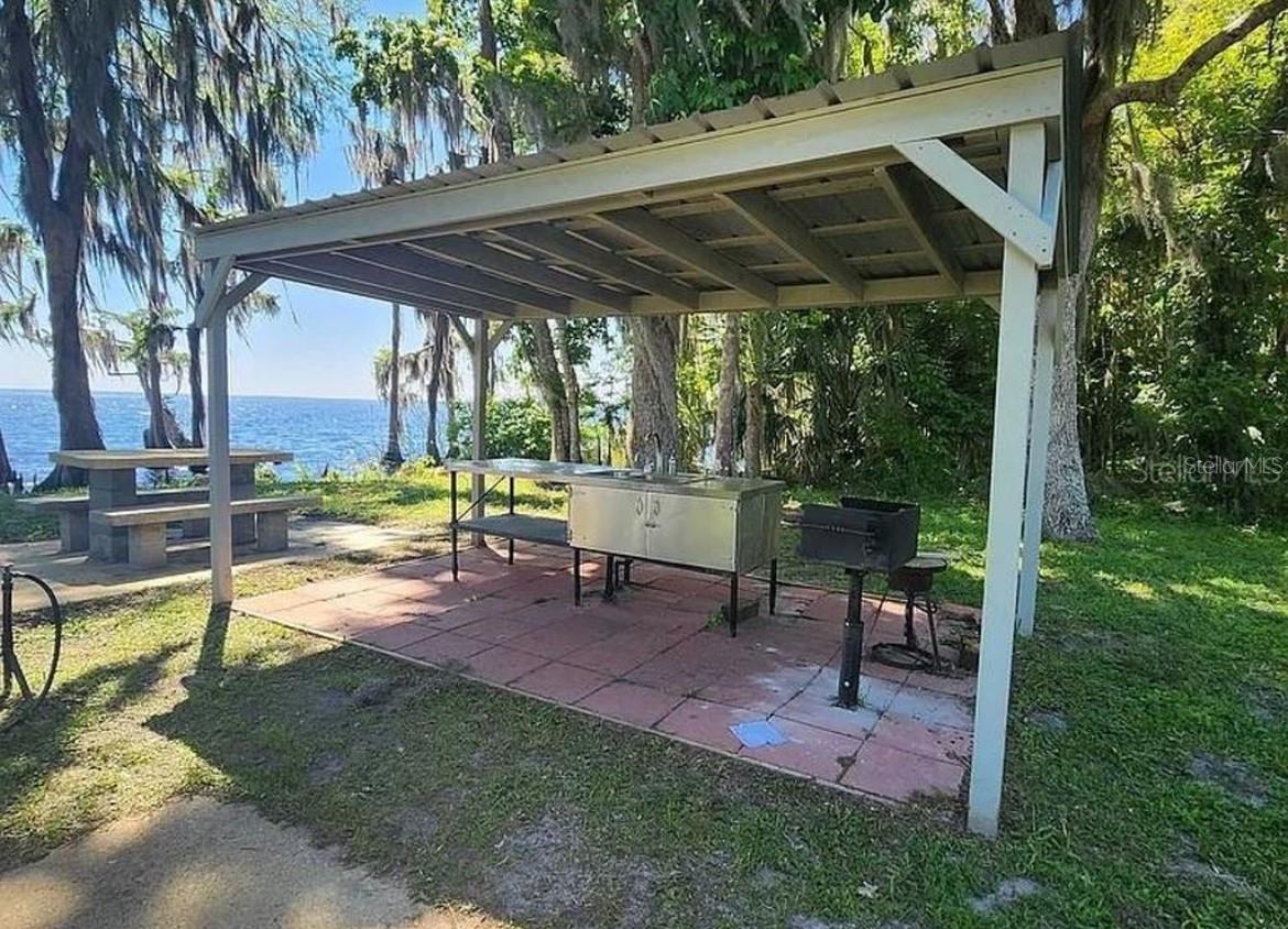 PARADISE LAKES SUB - Land