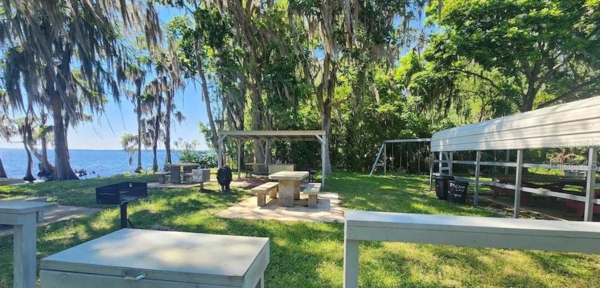 PARADISE LAKES SUB - Land